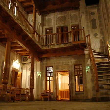Komil Bukhara Boutique Hotel Exteriör bild