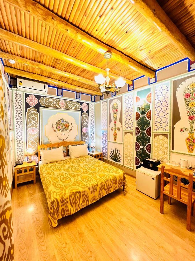 Komil Bukhara Boutique Hotel Exteriör bild