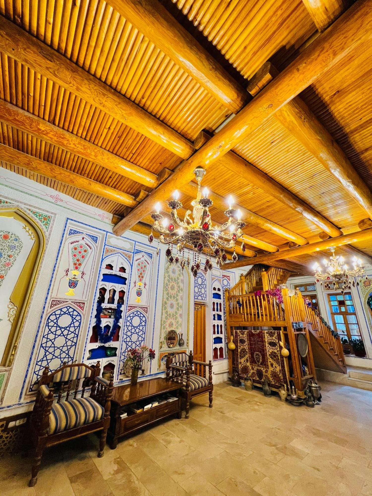 Komil Bukhara Boutique Hotel Exteriör bild