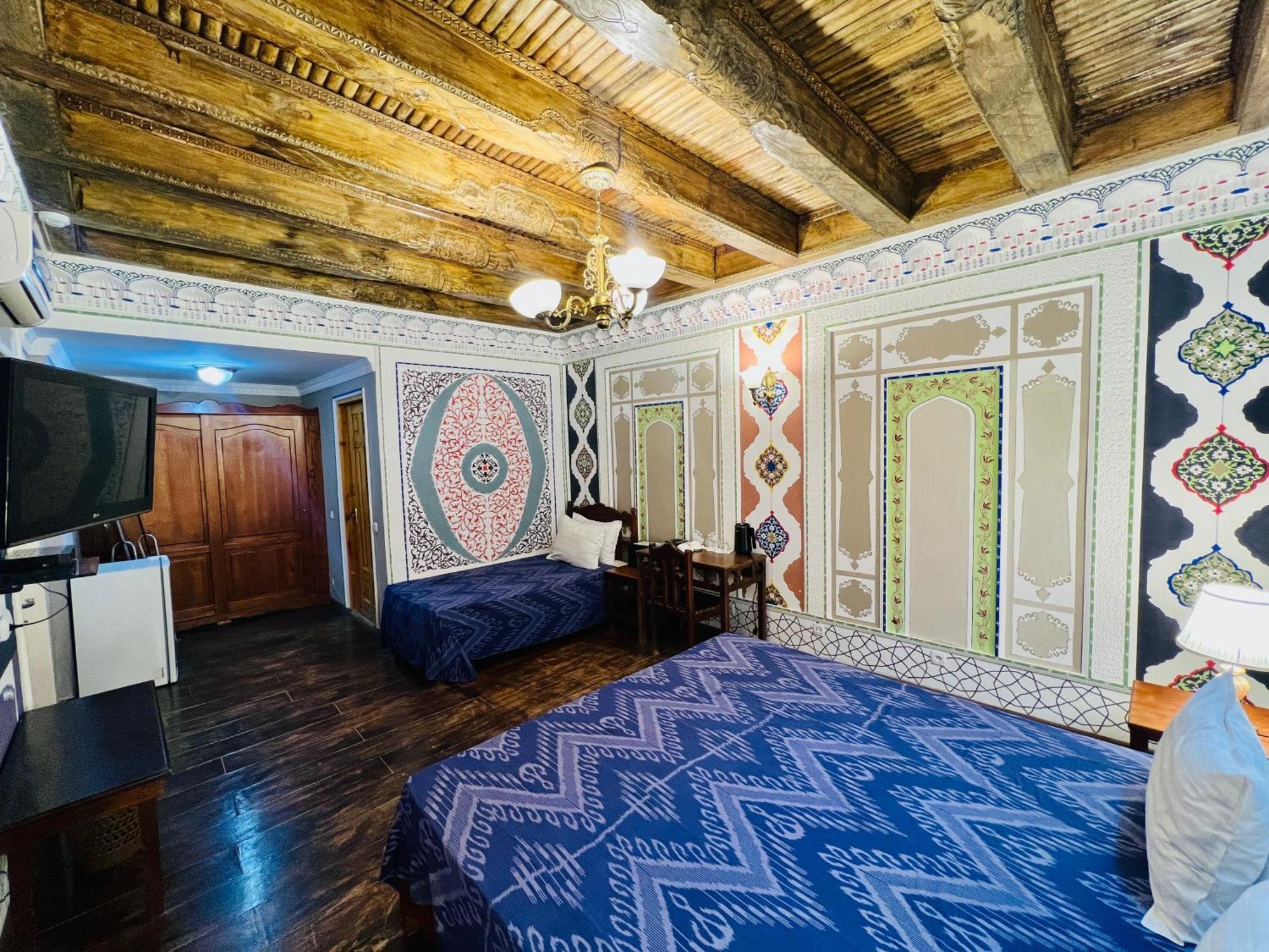Komil Bukhara Boutique Hotel Exteriör bild
